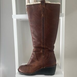 UGG Hartley Boot